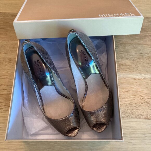 Michael Michael Kors York Platform Peep Toe Heels - Picture 1 of 7